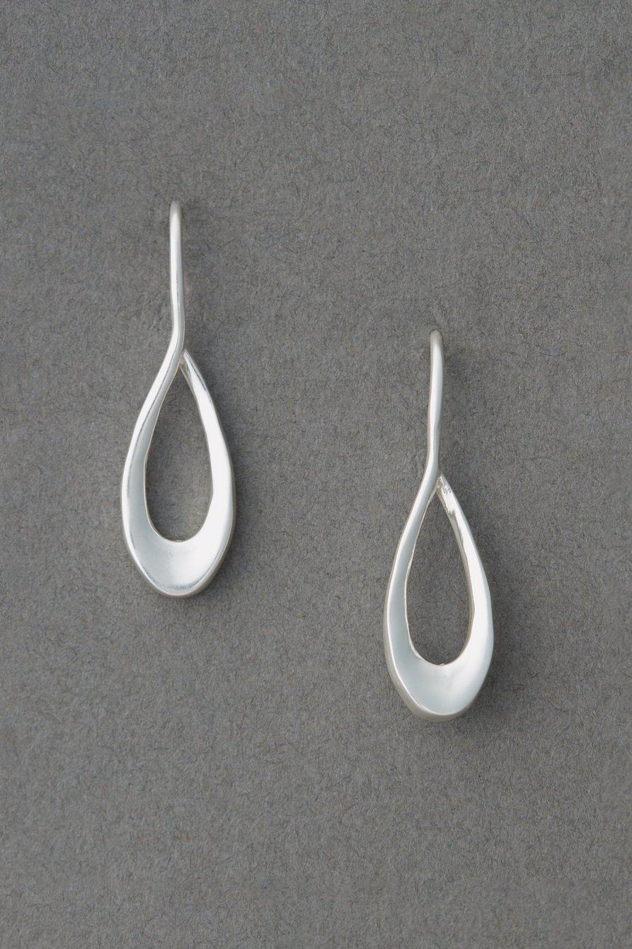 teardrop threader earring